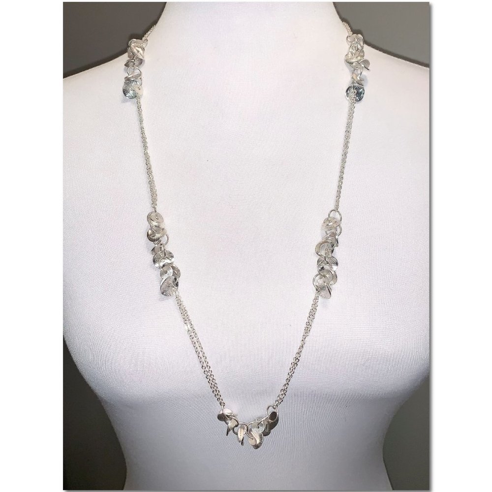 Chico's Hammered Silver Disc Cluster Long Statement Necklace EUC
